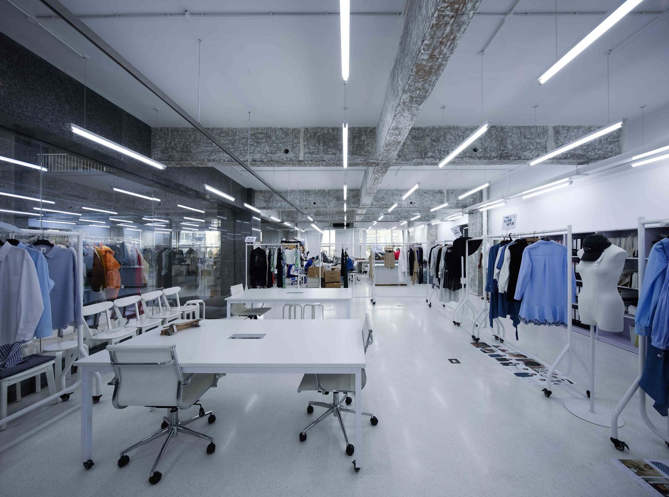 服裝企業工廠辦公室翻新改造項目